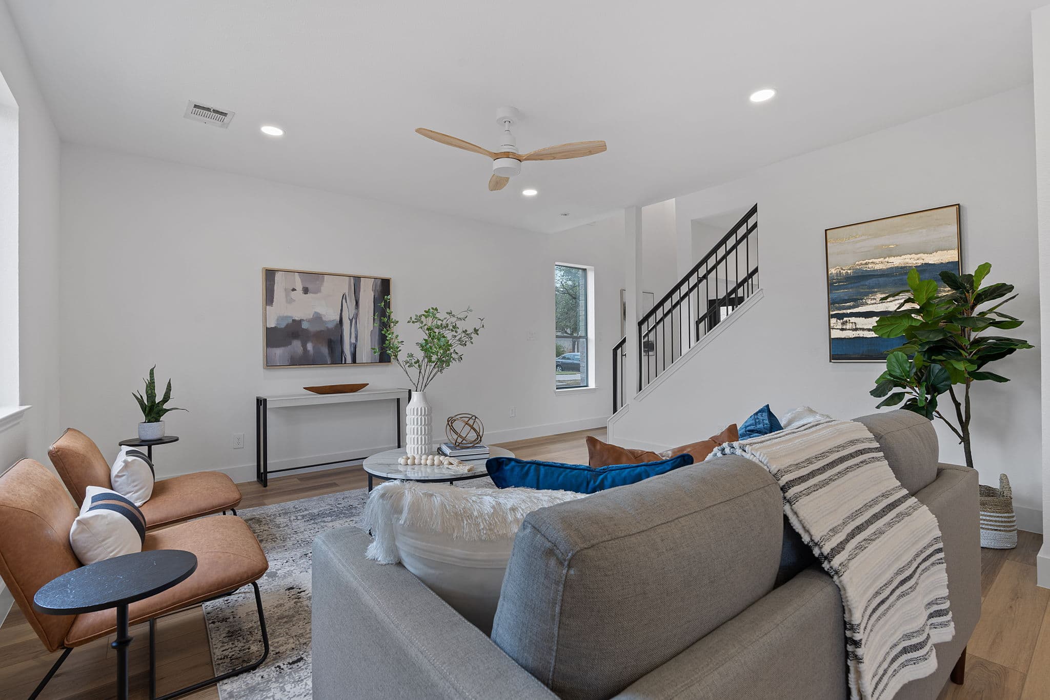 Molson Lake Refresh — Photo 1